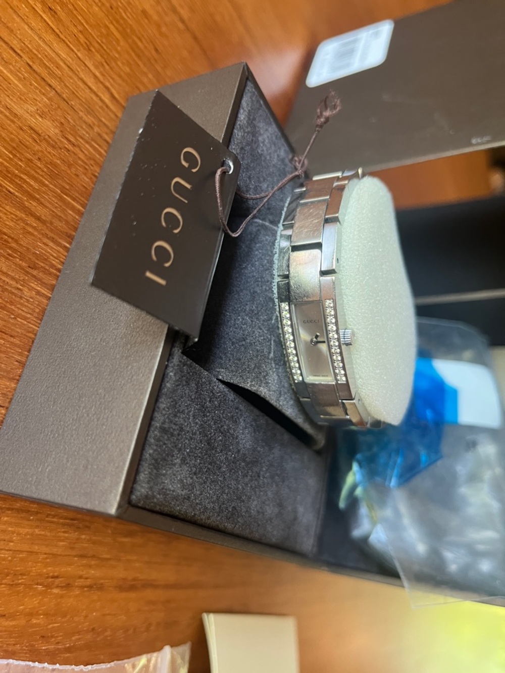 Gucci Silver Toned Crystal-Accent Bracelet Watch